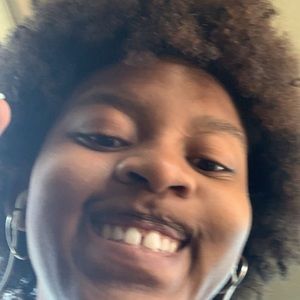 Meet your Posher, Nyah